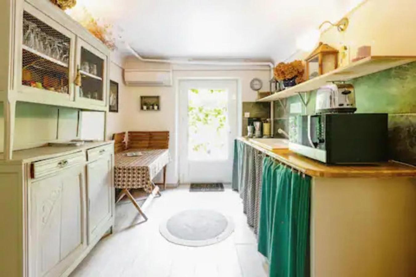 Appartement Complet Ou 2 Chambres De Charme En Centre-Ville Arles Luaran gambar