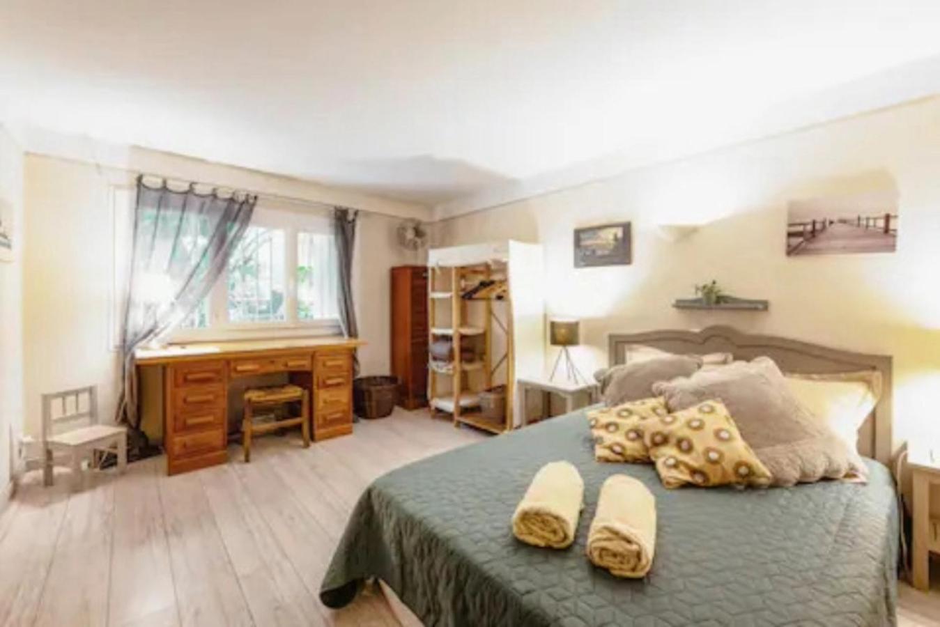 Appartement Complet Ou 2 Chambres De Charme En Centre-Ville Arles Luaran gambar