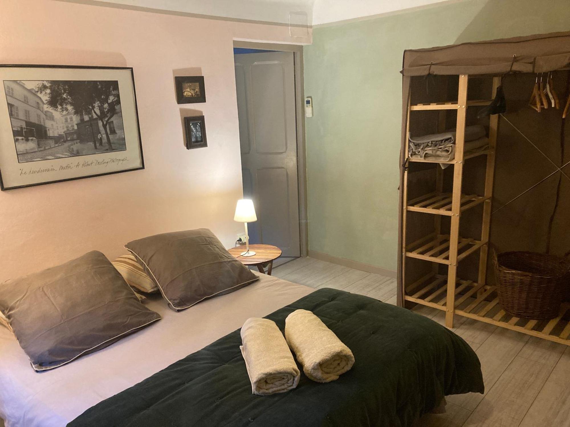 Appartement Complet Ou 2 Chambres De Charme En Centre-Ville Arles Luaran gambar