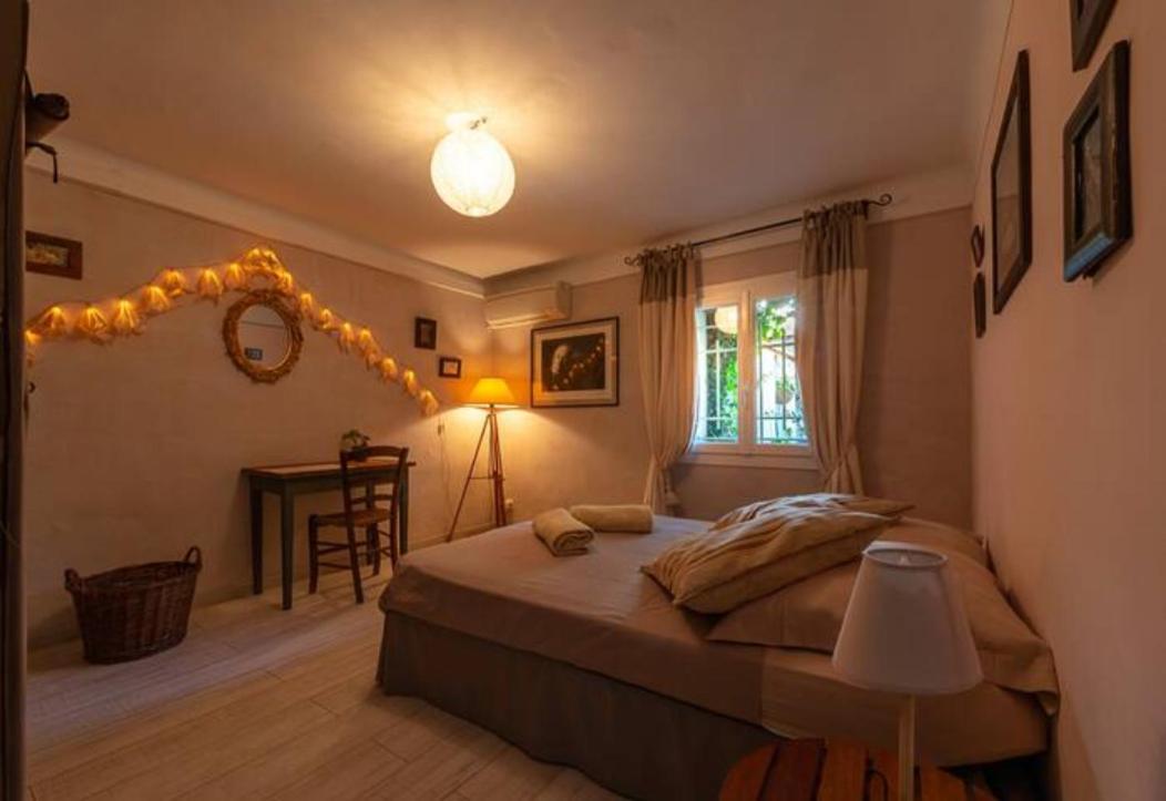 Appartement Complet Ou 2 Chambres De Charme En Centre-Ville Arles Luaran gambar